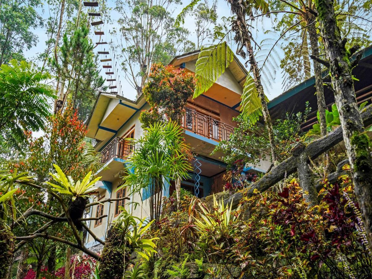 Oyo Homes 90915 Eco Tourism Desa Cihanjuang Rahayu Ciwangun Indah Camp Villas Bongkar Kültér fotó